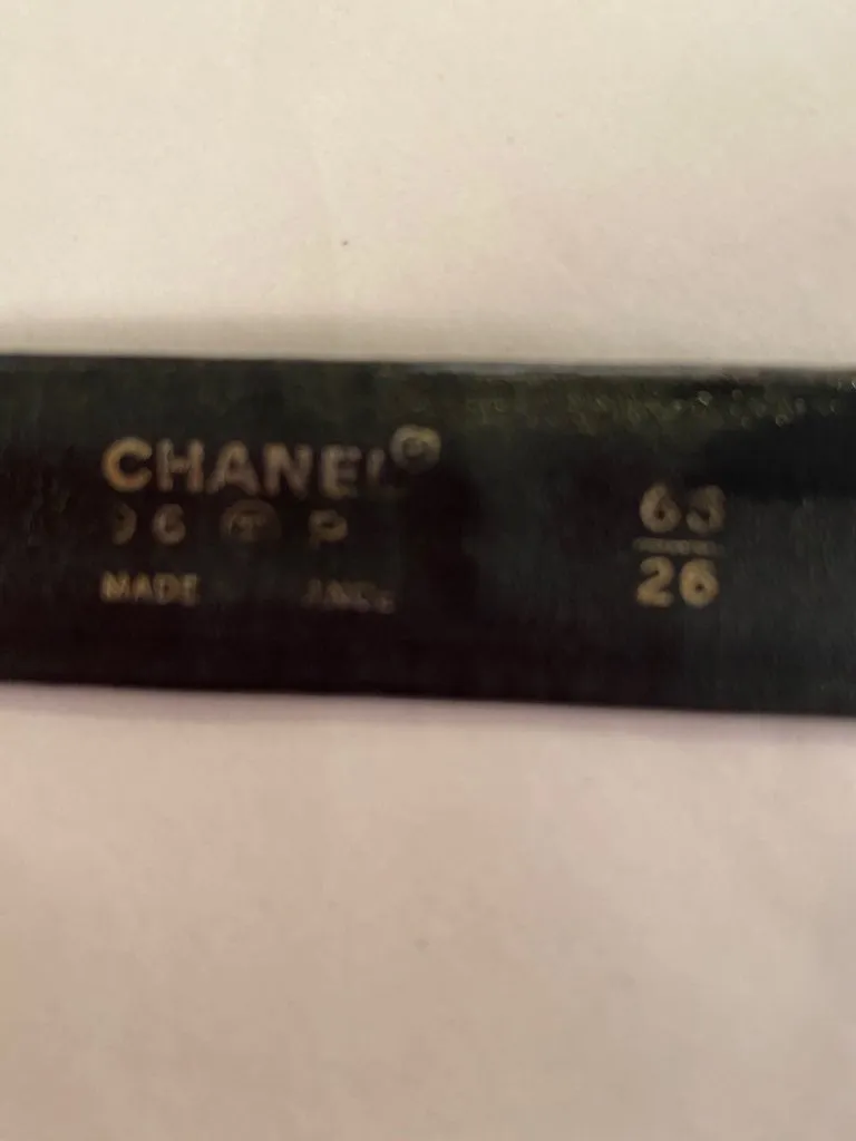 96C Chanel Vintage Rare Black Leather CC Logos Belt Sz 65/26 US 2/4