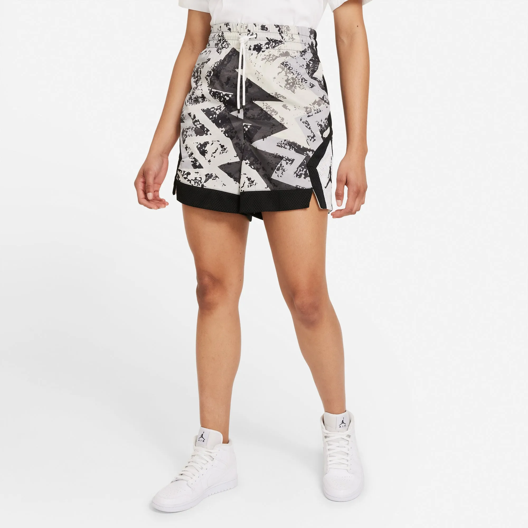 Air Jordan Womens Heatwave Diamond Shorts 'Smoke Grey'