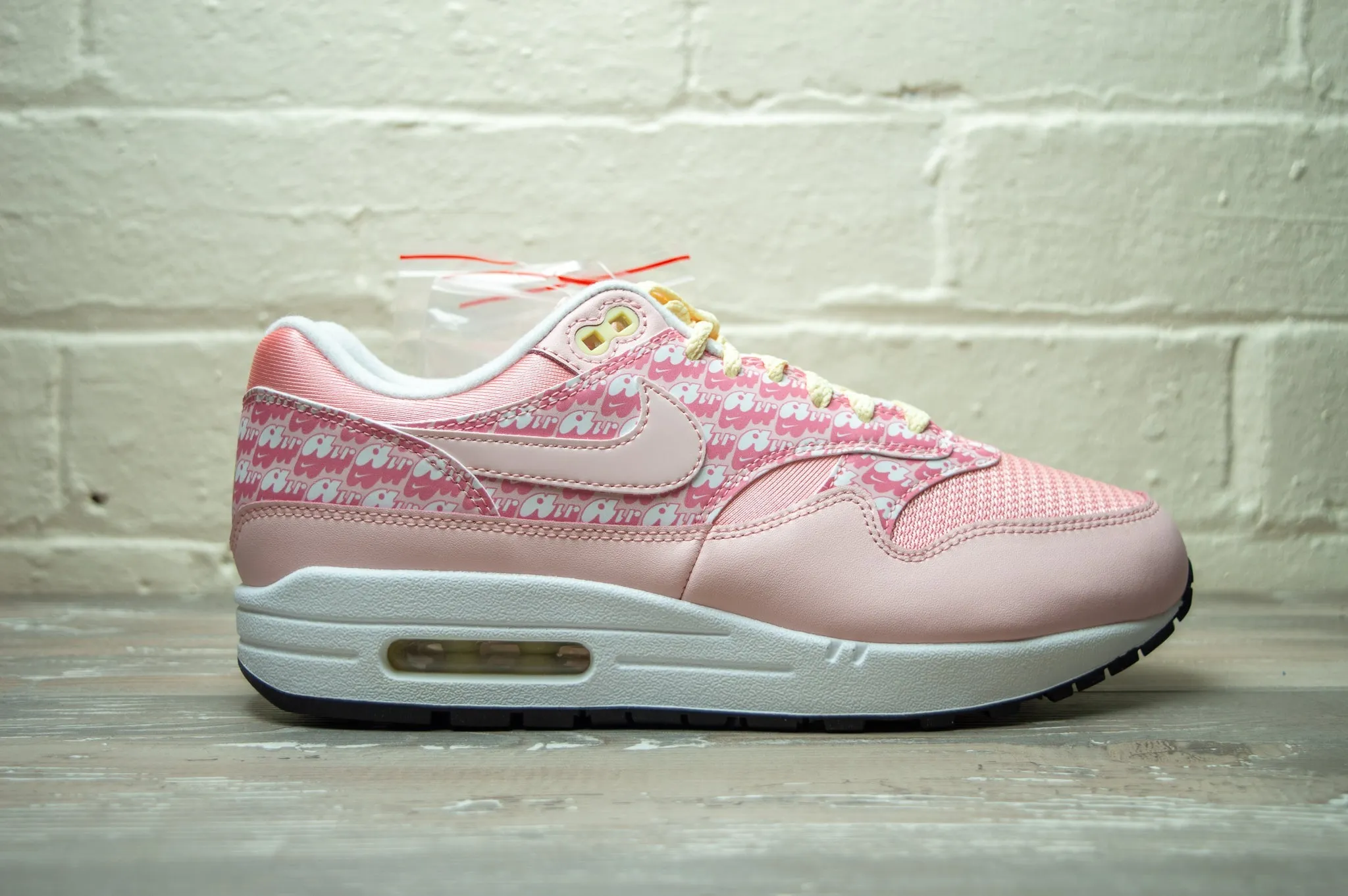 Nike Air Max 1 Premium Strawberry Lemonade CJ0609 600